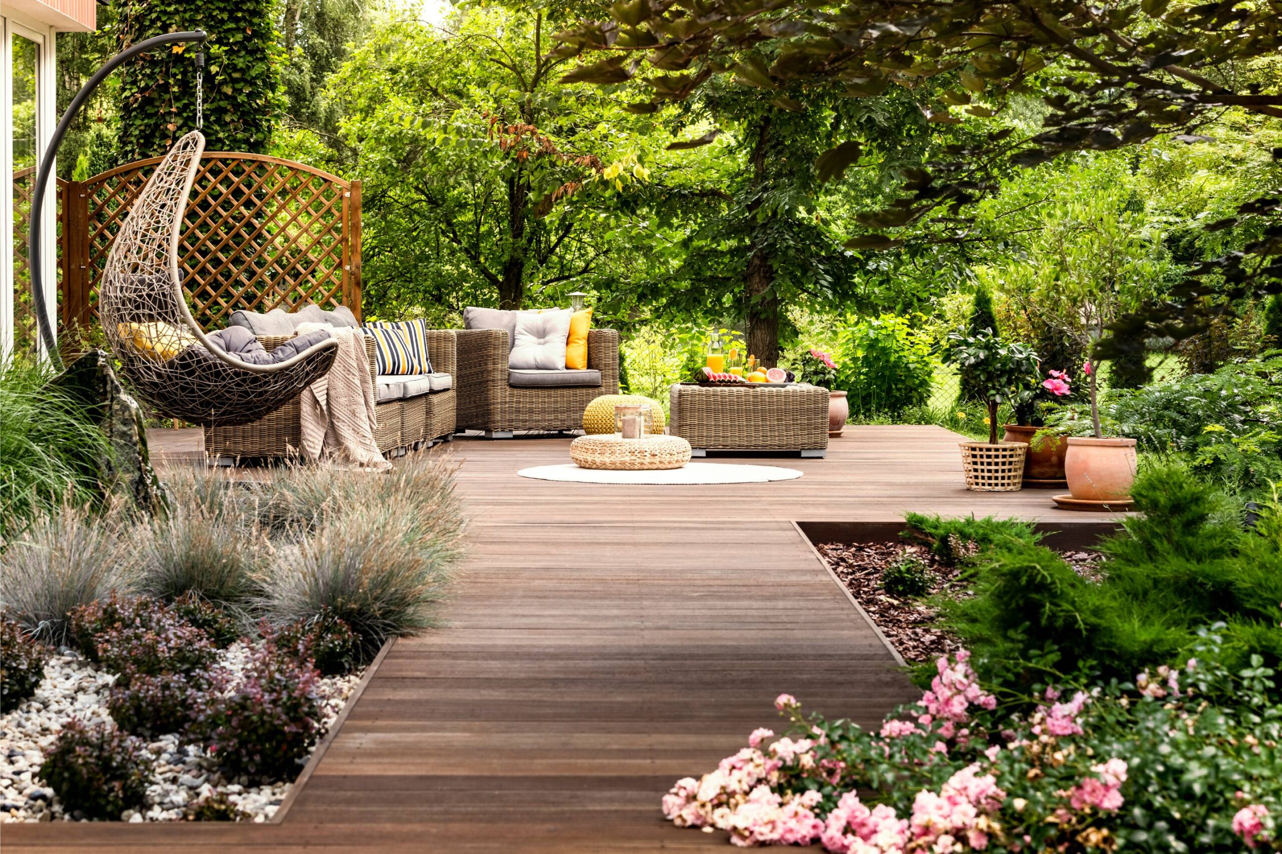 Modern Indian garden with vertical plants and stone pathway